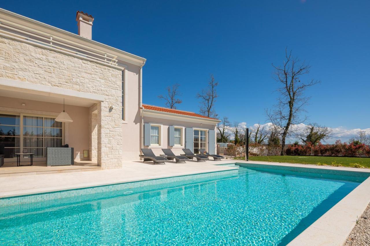 Villa Harmony By Ilc Brtonigla Kültér fotó
